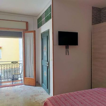 Casa Vacanza "Il Cortiletto" 夏卡 外观 照片