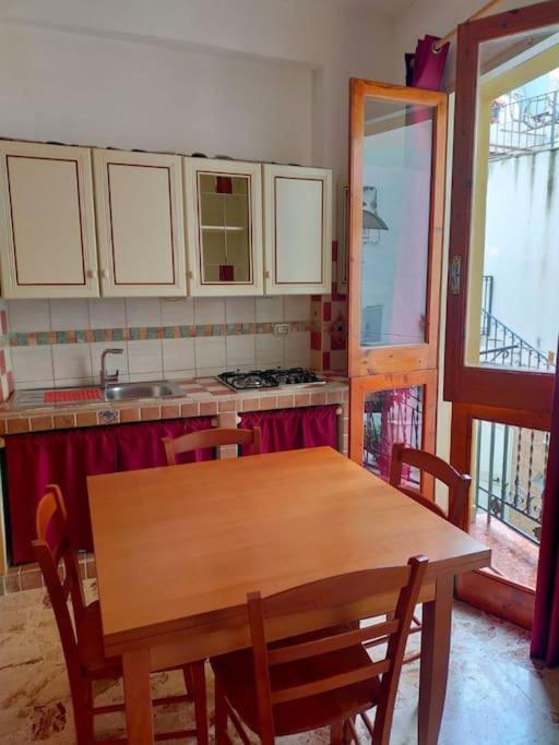 Casa Vacanza "Il Cortiletto" 夏卡 外观 照片